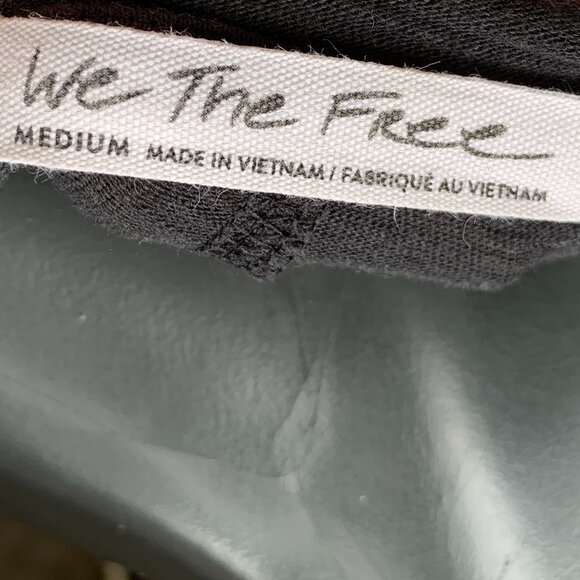 We The Free Natasha Crewneck Ruched Long Sleeve Top Sz M - Picture 13 of 13